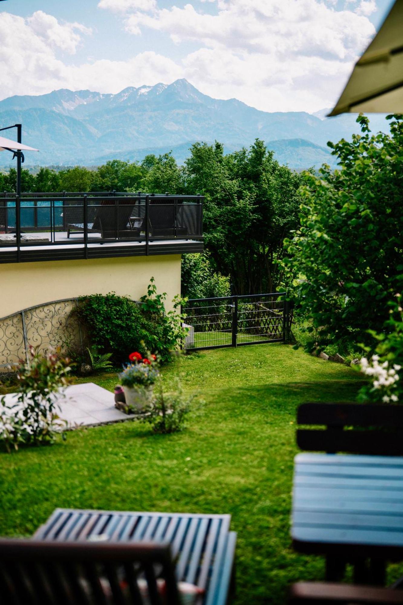 Schwalbennest Velden Apartman Velden am Wörthersee Kültér fotó